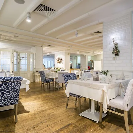 Ξενοδοχείο Western Olives - Free Pool & Parking